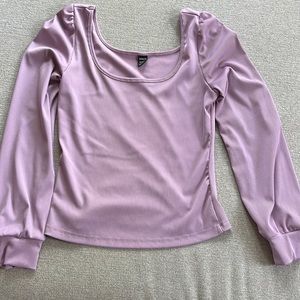 Cute light purple top